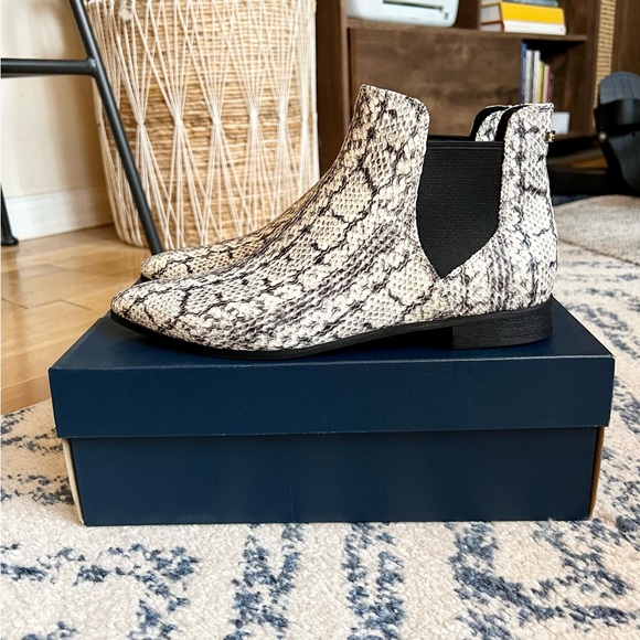 Cole Haan Hara Bootie - Picture 4 of 7